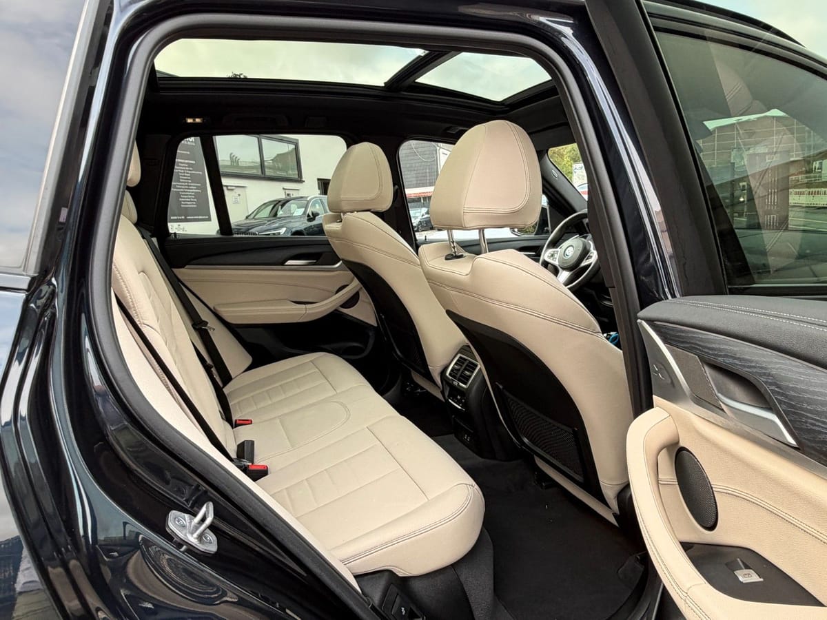 BMW iX3 Impressive Head Up - Panorama -M Sportpaket/ foto 21