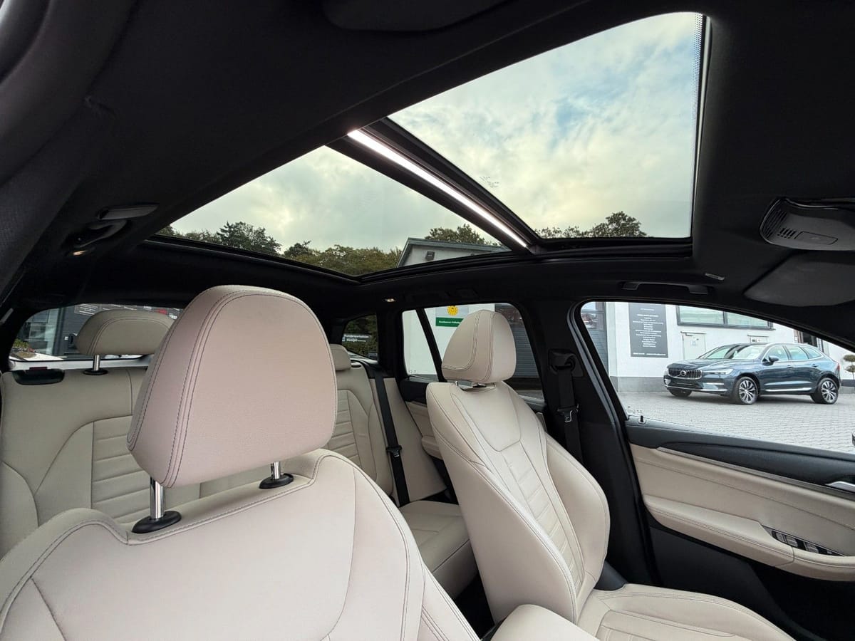 BMW iX3 Impressive Head Up - Panorama -M Sportpaket/ foto 22