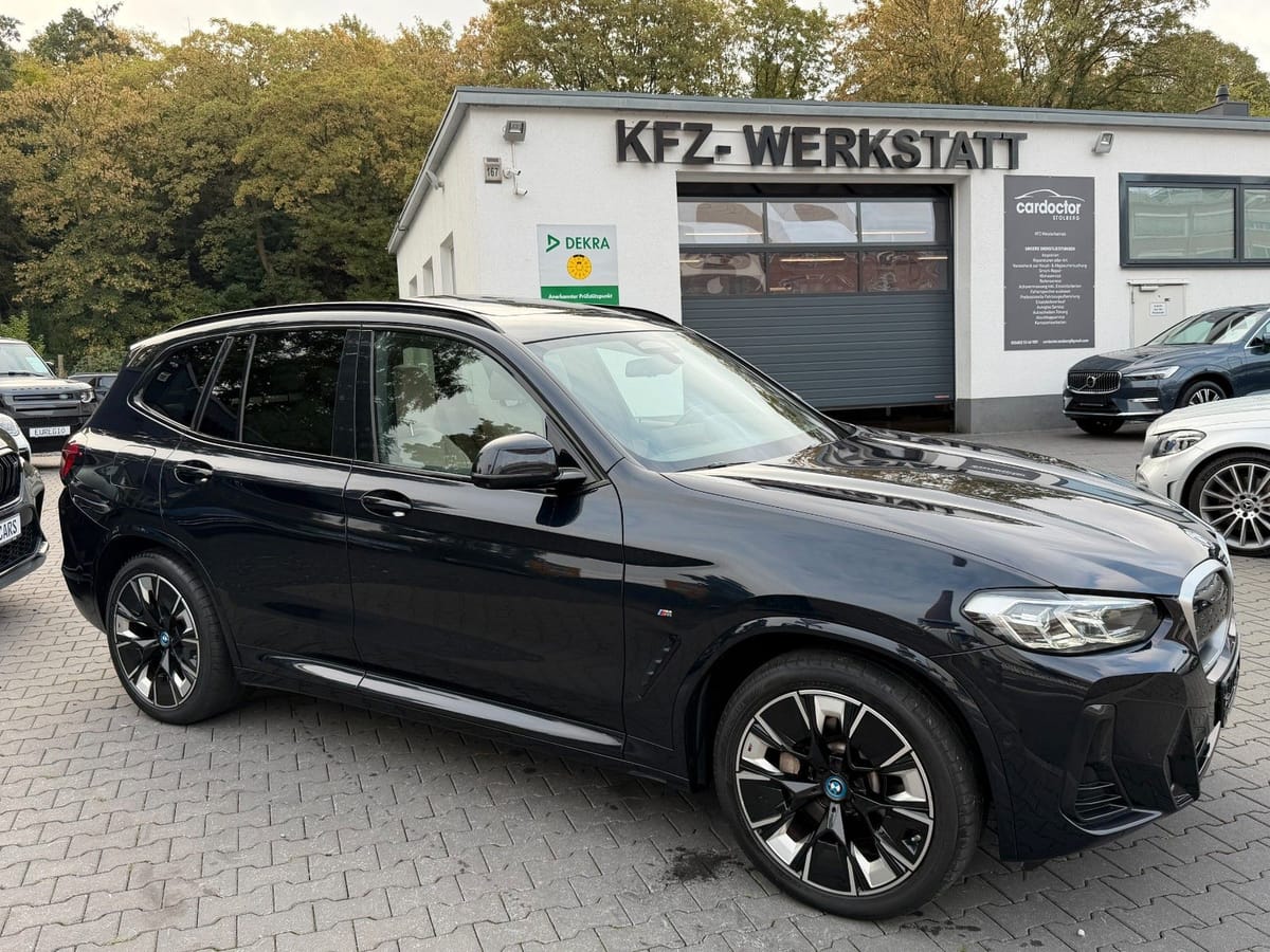BMW iX3 Impressive Head Up - Panorama -M Sportpaket/ foto 6
