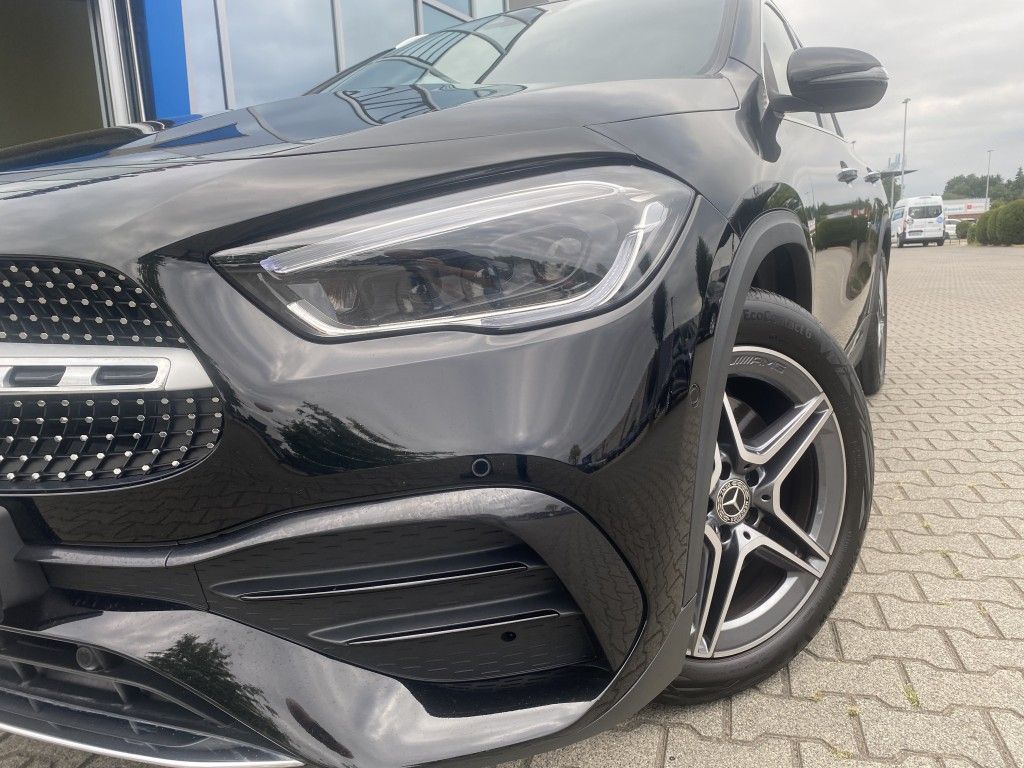 Mercedes-Benz GLA 200 7G-DCT AMG Line NAV KAM foto 3
