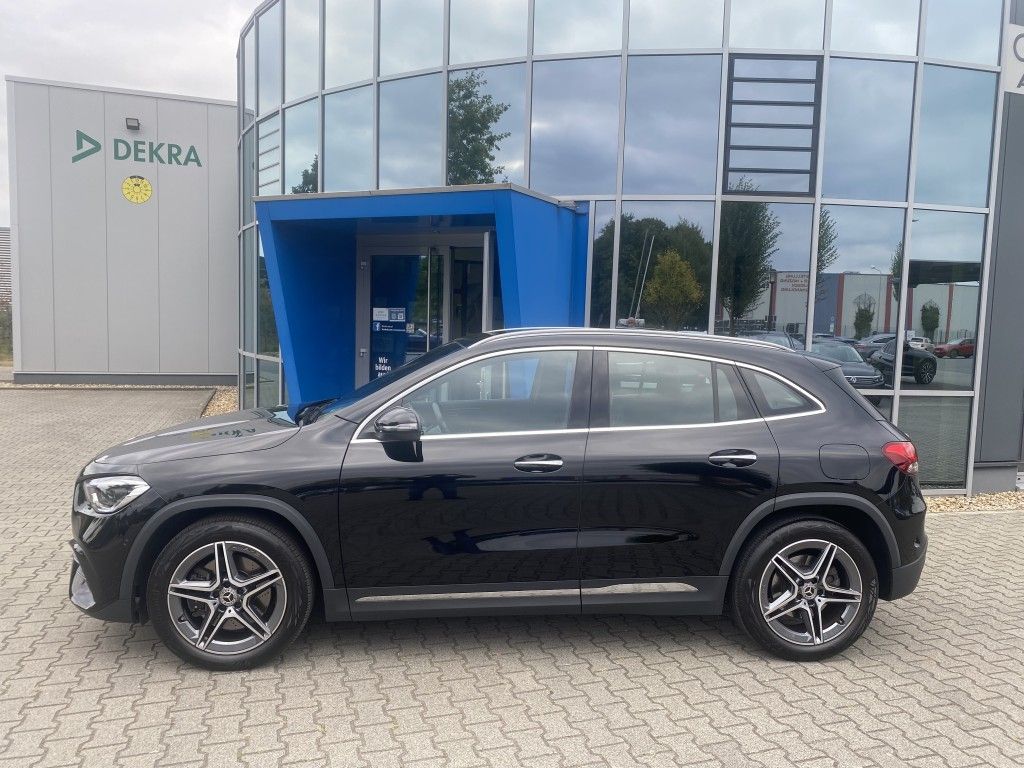 Mercedes-Benz GLA 200 7G-DCT AMG Line NAV KAM foto 4