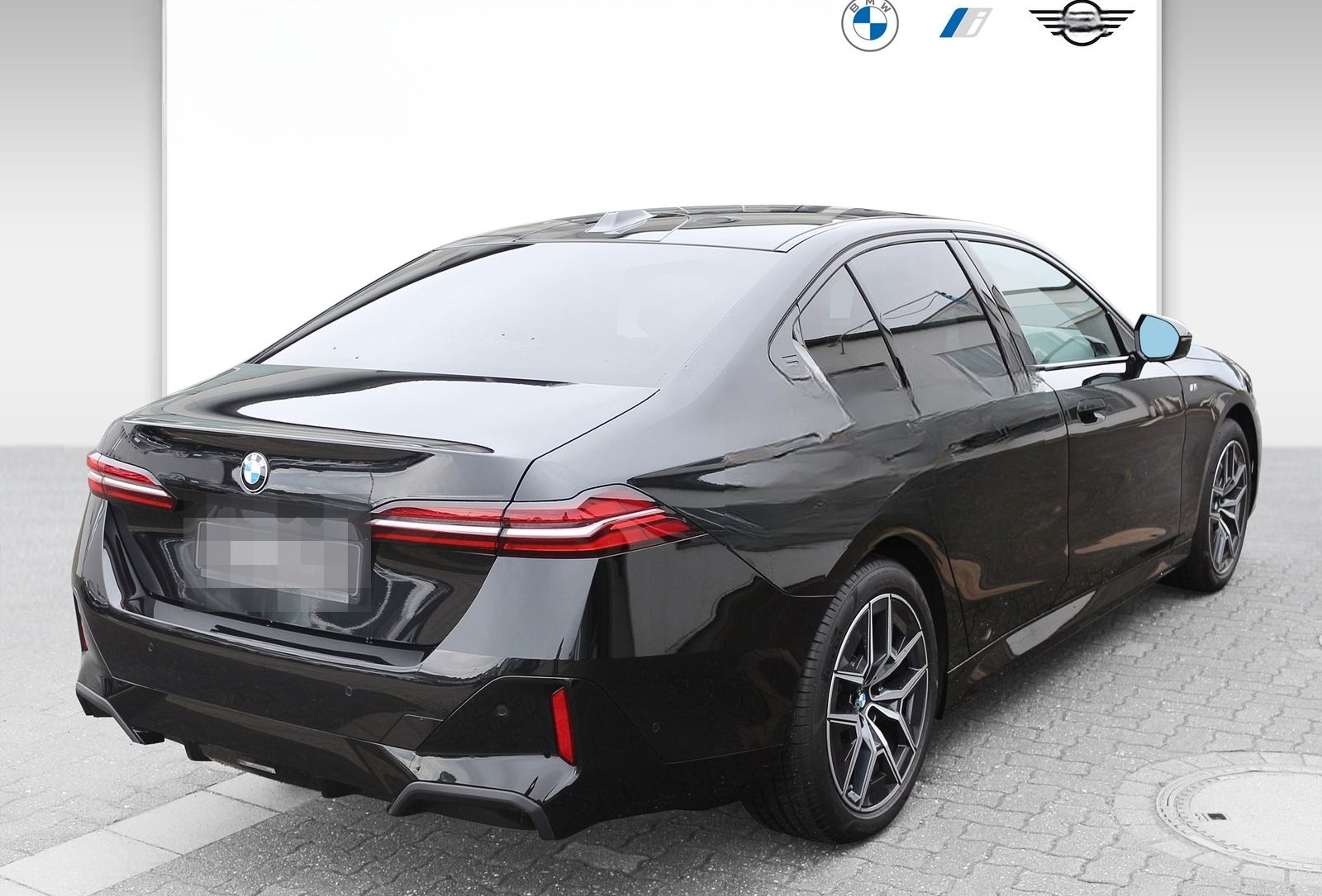 BMW 520d M Sportpaket AHK Pano STHZ Head-Up HK HiFi foto 2