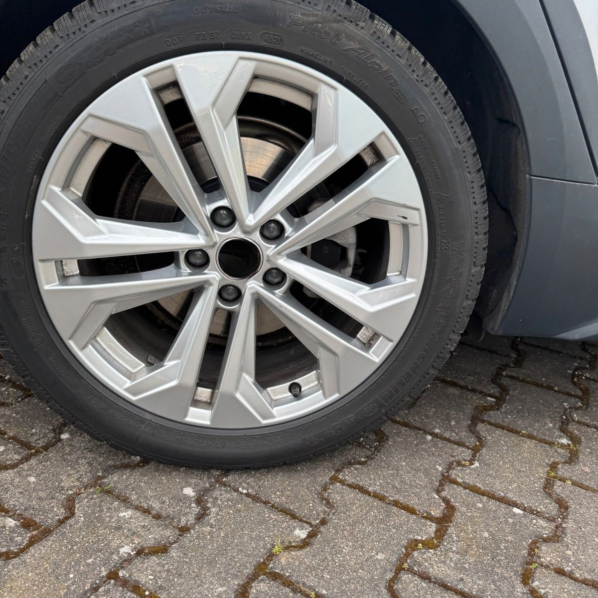 Audi A4 Allroad quattro 40 2.0 TDI foto 11