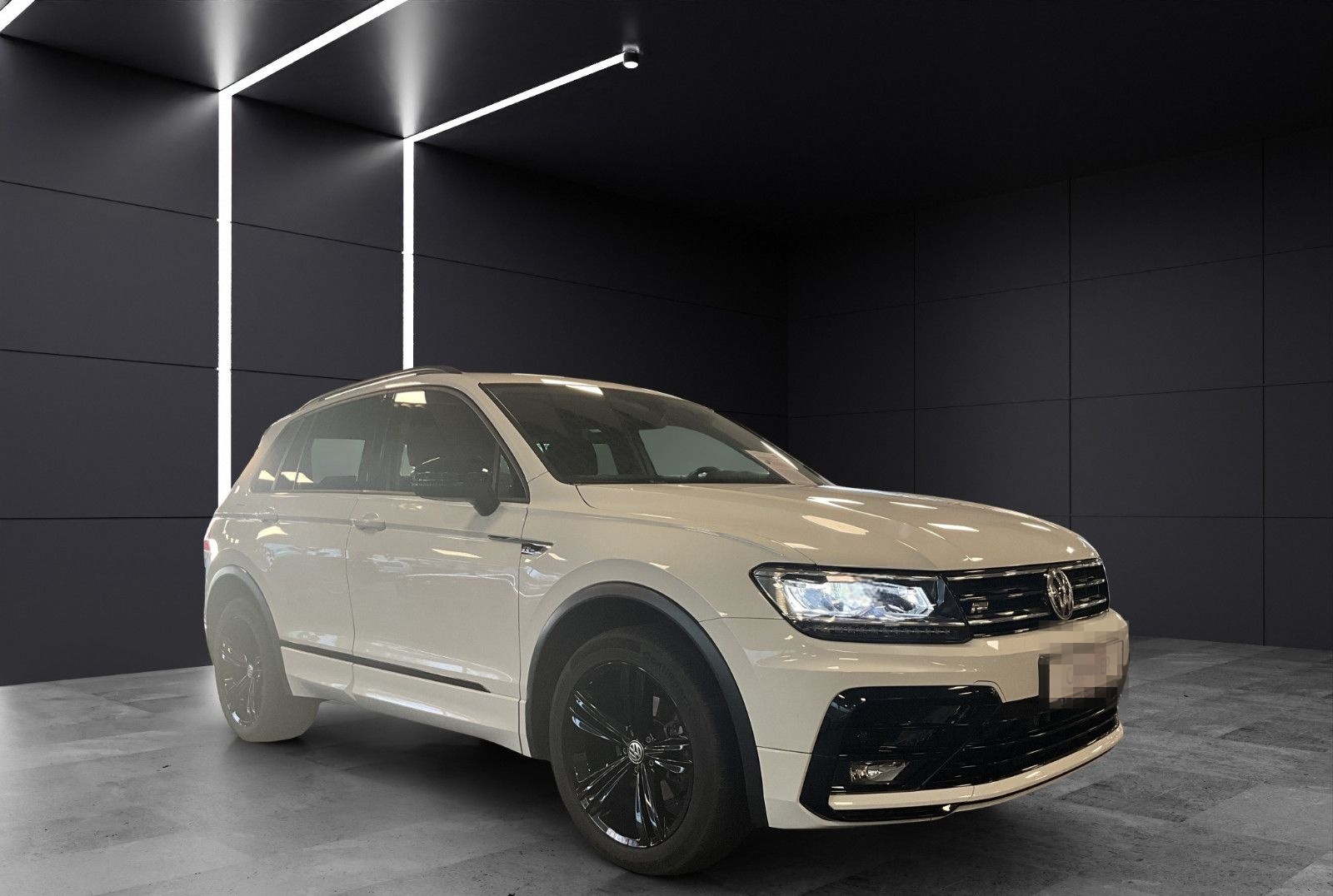 Volkswagen Tiguan Highline R-line 4Mo/Mirror/AHK/LED/ACC foto 3