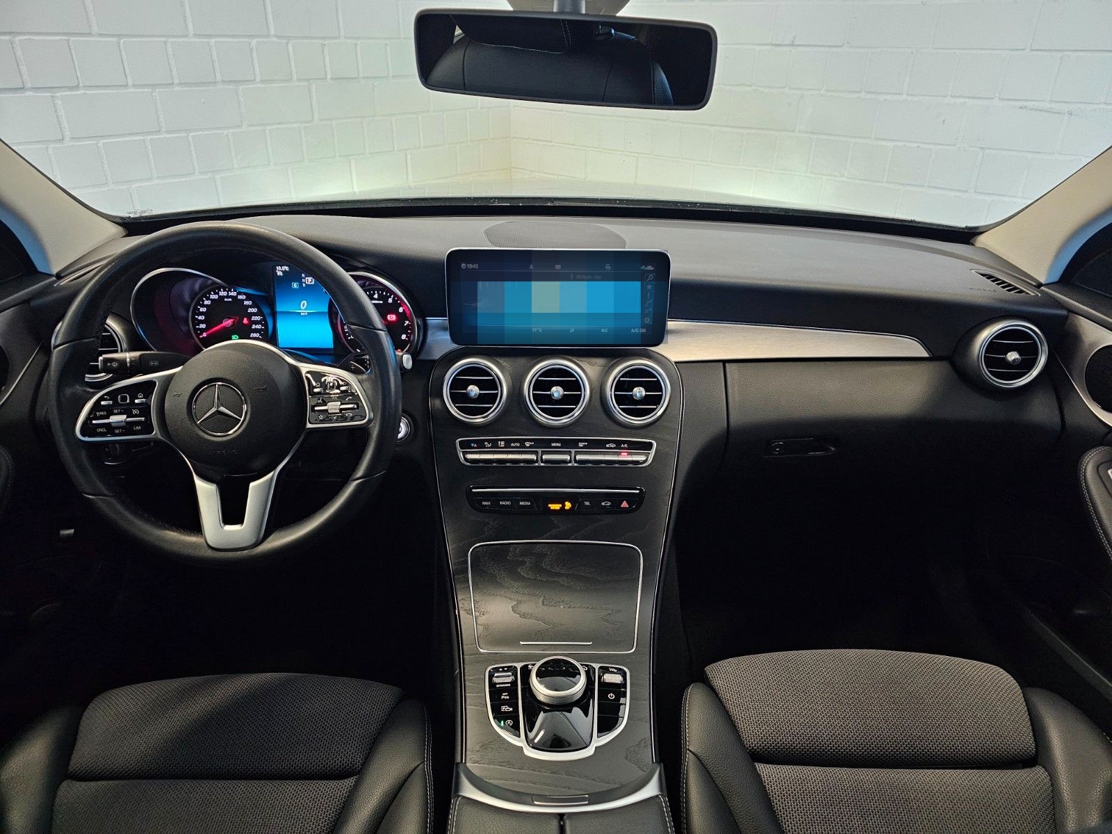 Mercedes-Benz C 180  CGI Avantgarde + Navi/LED/ACC/RFK/Klima foto 12