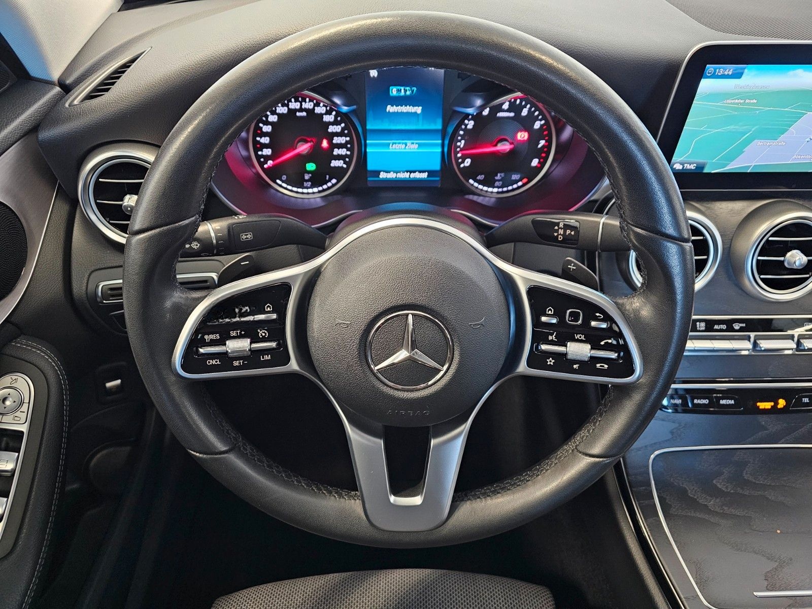 Mercedes-Benz C 180  CGI Avantgarde + Navi/LED/ACC/RFK/Klima foto 13