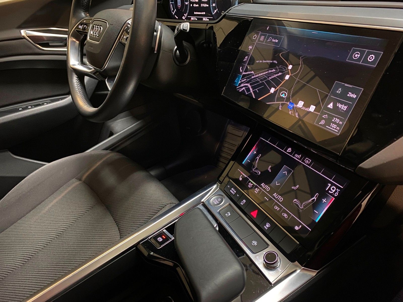 Audi e-tron55+Radar+Matrix+Panodach+Virtual+360Kamera foto 10