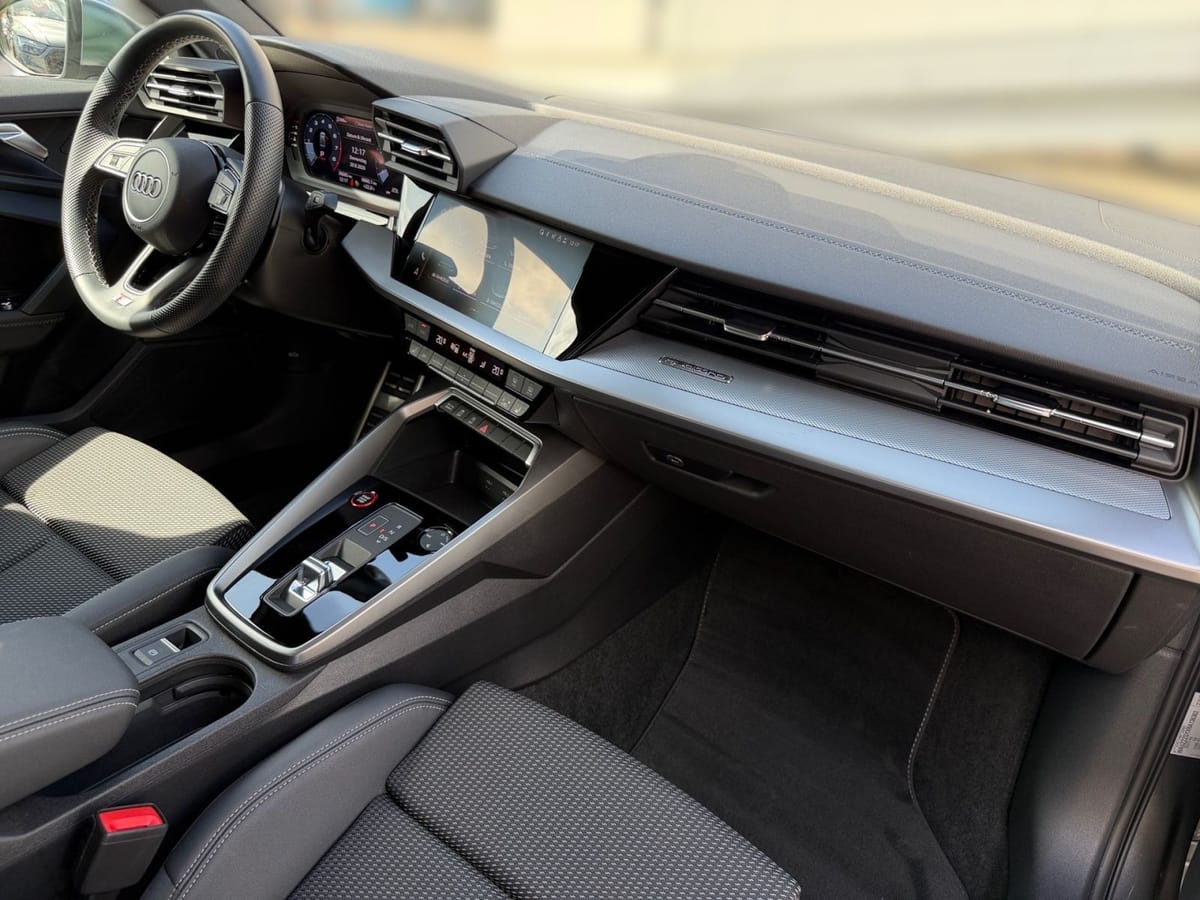 Audi S3 Limousine TFSI quattro S tronic DAB LED Sitzh foto 13