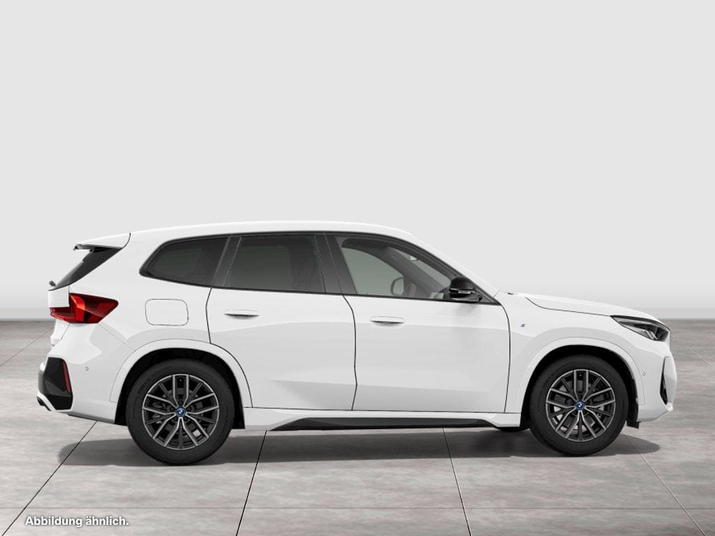 BMW iX1 xDrive30 M Sport RFK NAVI LED Sound Syst. foto 9