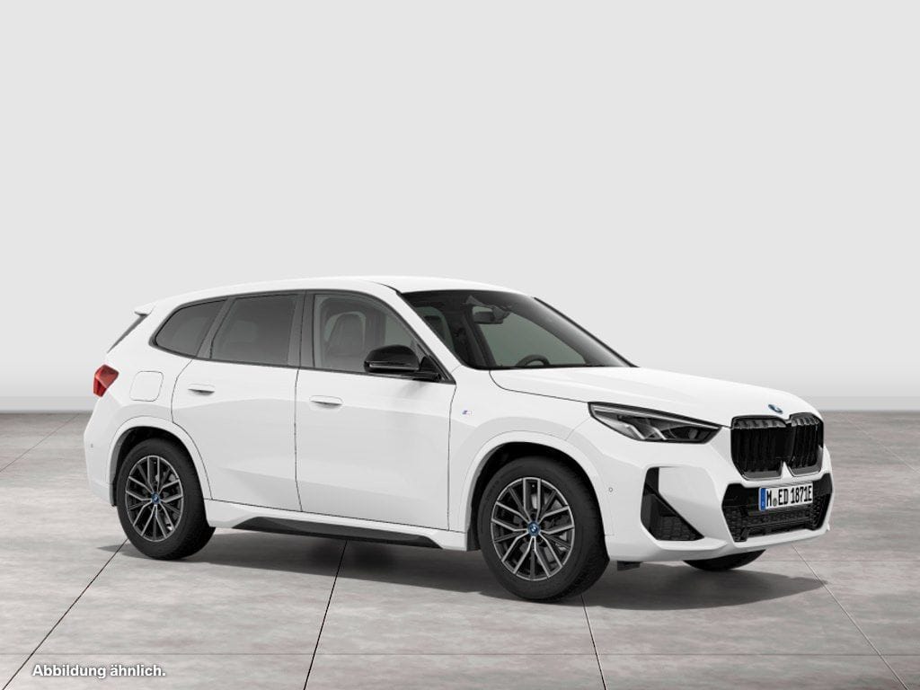 BMW iX1 xDrive30 M Sport RFK NAVI LED Sound Syst. foto 10