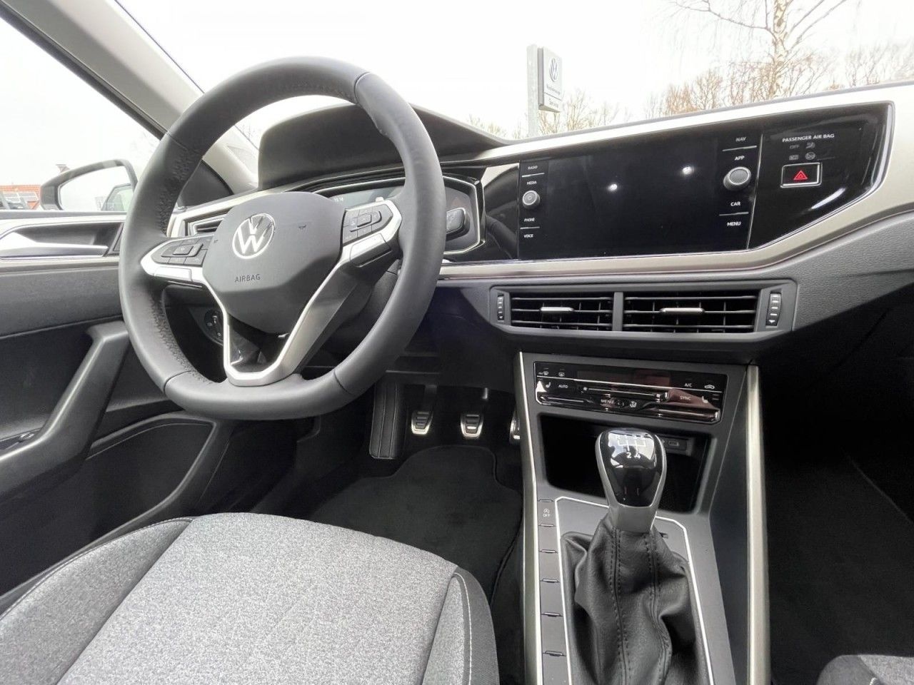 Volkswagen Polo 1.0 TSI OPF MOVE + APP-CON + PDC foto 10