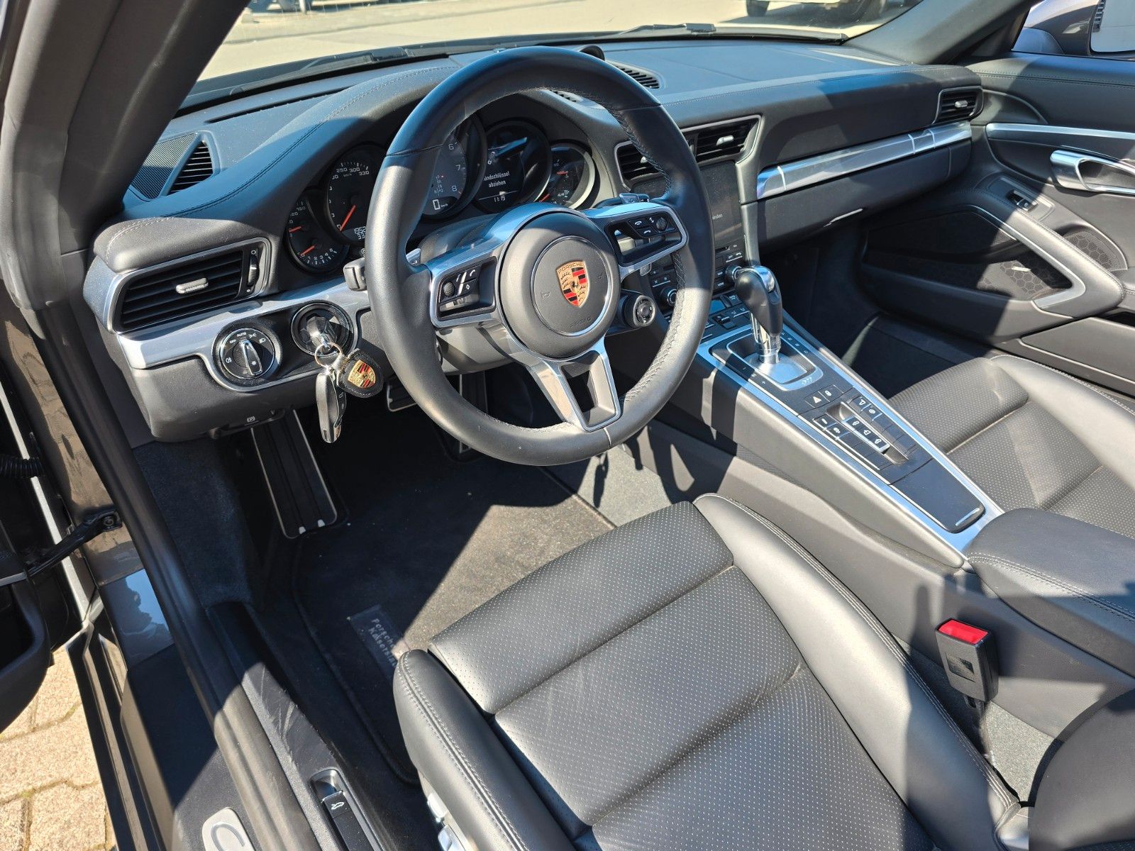 Porsche 911 Carrera 4 S Cabriolet,Navi,HA-Lenkung,LED foto 10