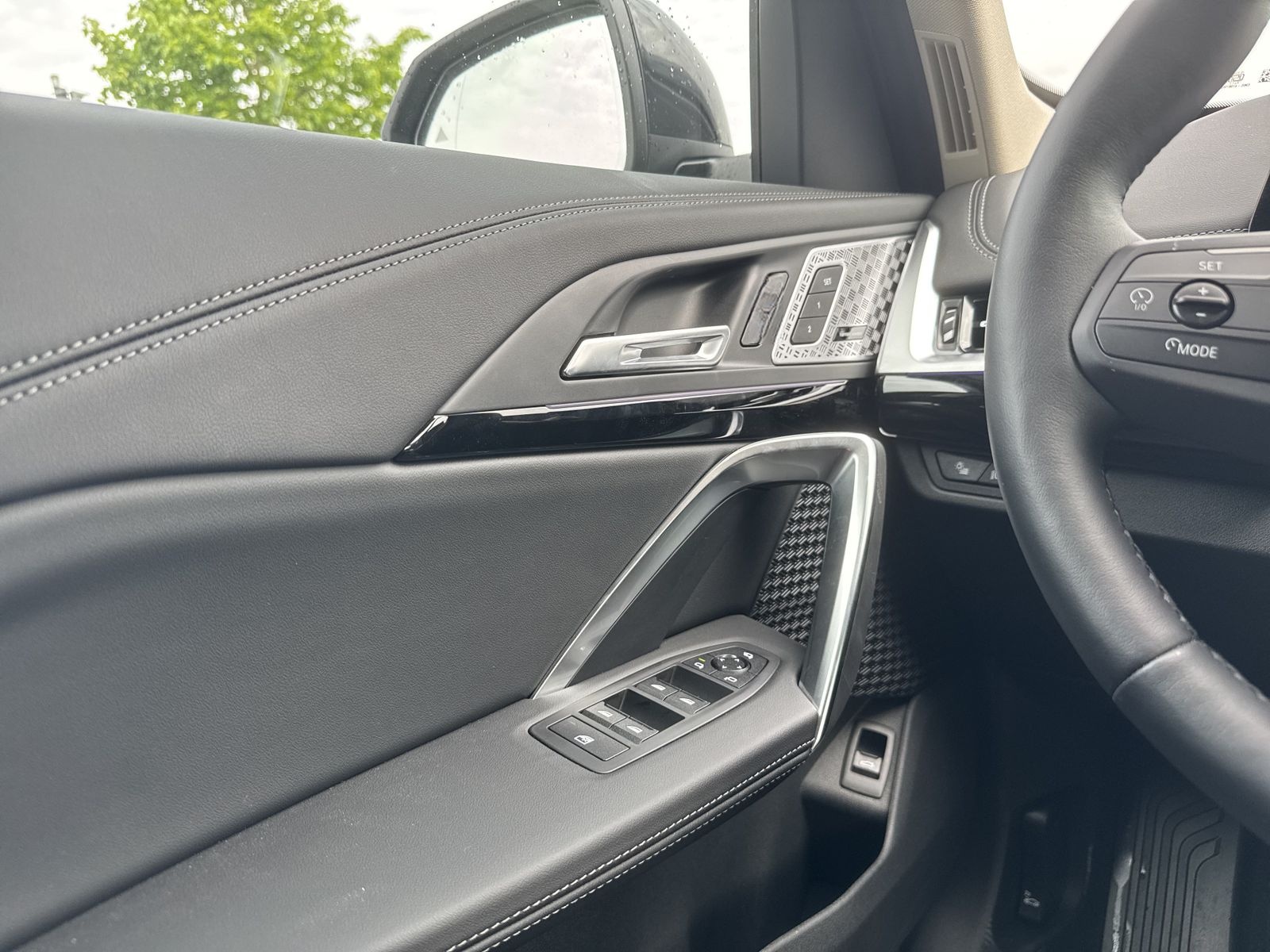 BMW iX1 xDrive30 xLine Head-Up HK HiFi DAB LED RFK foto 15