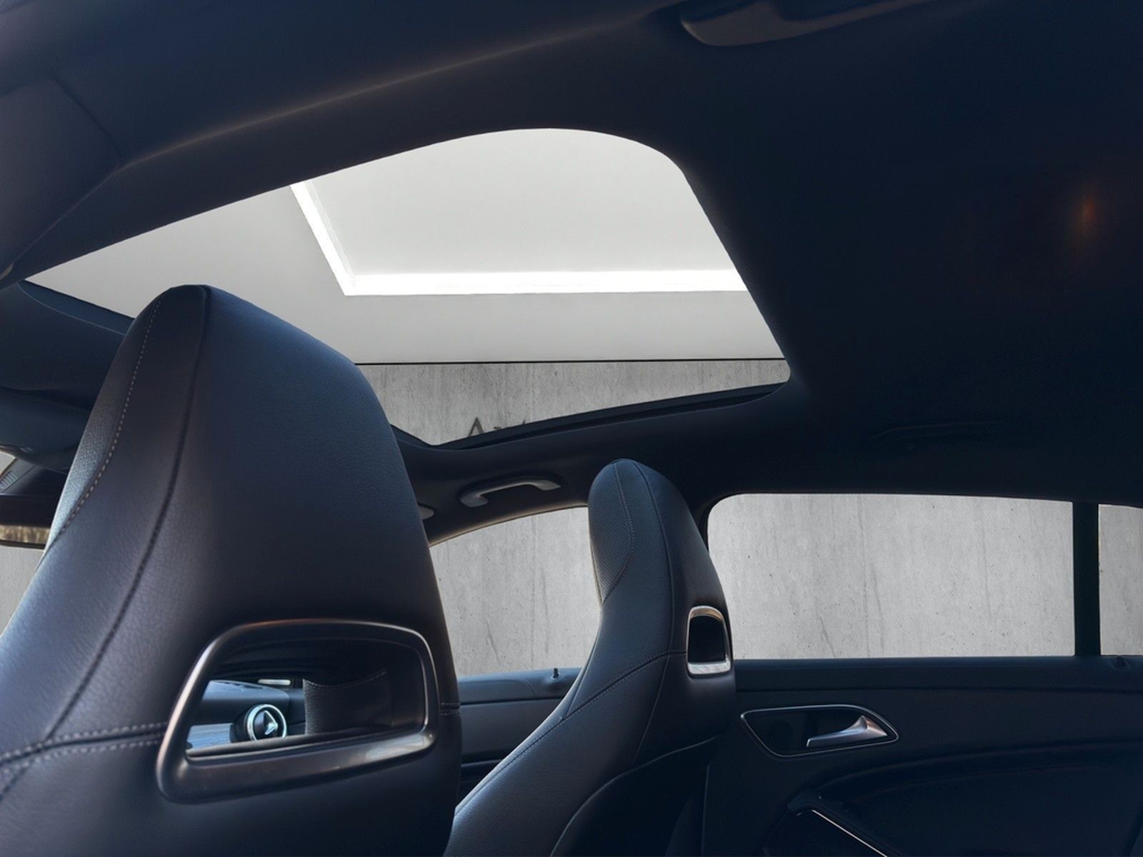 Mercedes-Benz CLA 45 AMG°4-MATIC°PANO°XENON°MEMORY°KAM°82TKM° foto 14