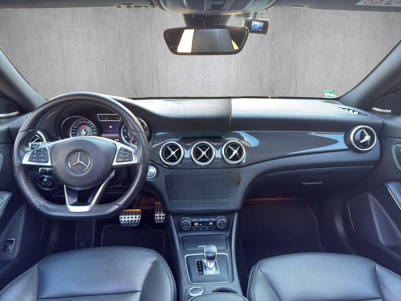 Mercedes-Benz CLA 45 AMG°4-MATIC°PANO°XENON°MEMORY°KAM°82TKM° foto 19