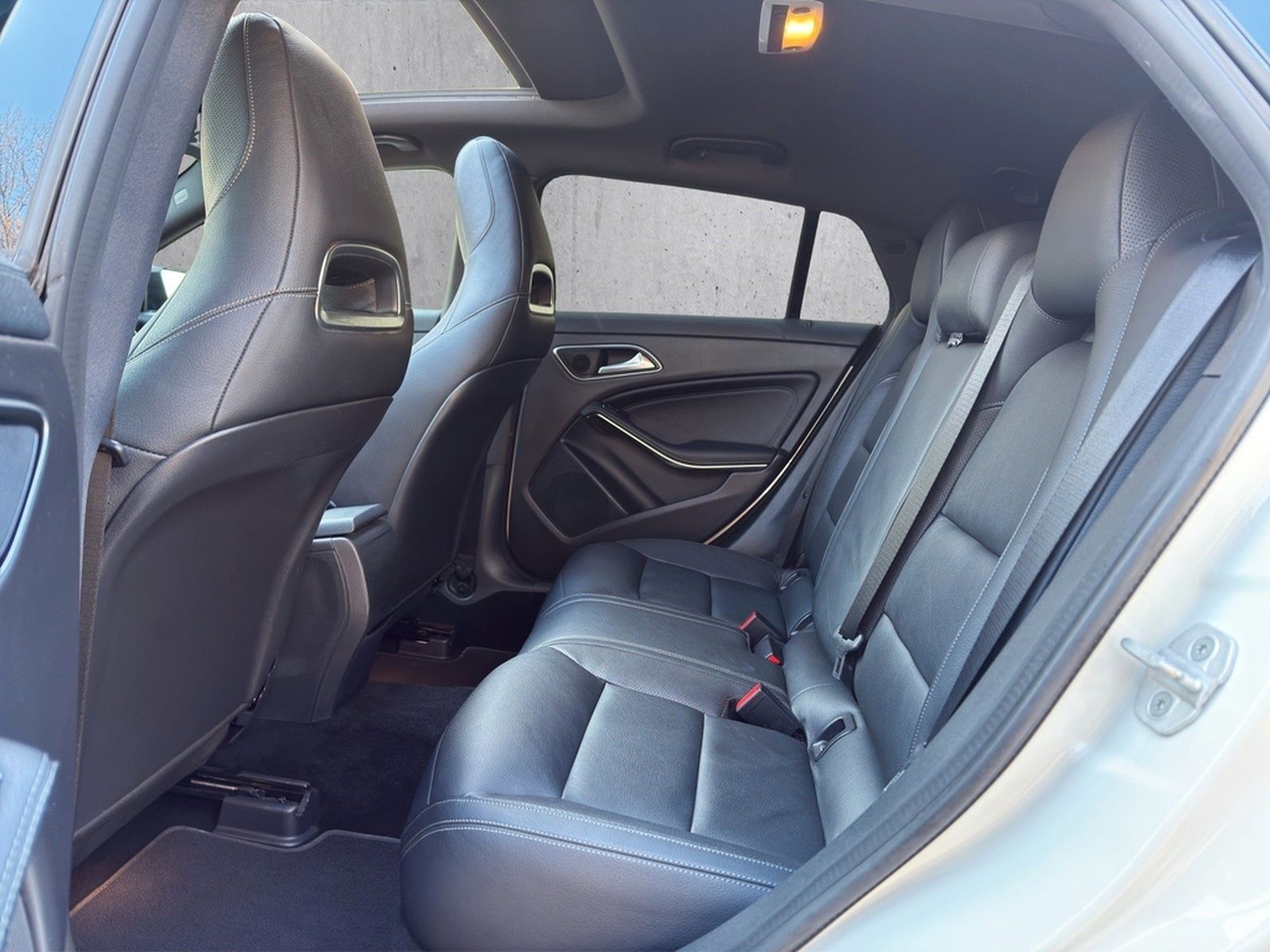 Mercedes-Benz CLA 45 AMG°4-MATIC°PANO°XENON°MEMORY°KAM°82TKM° foto 23