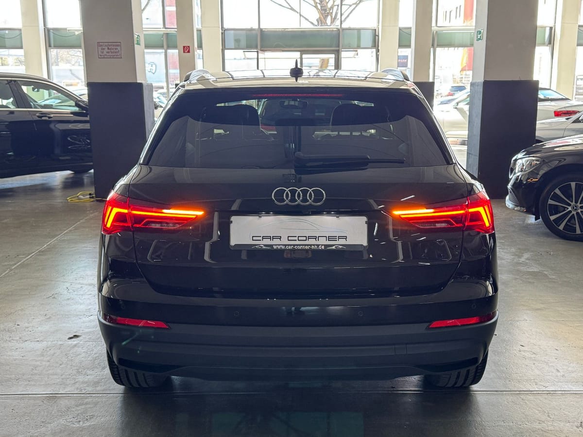 Audi Q3 45 TFSI e S-TRONIC S-LINE ACC VIRTUAL LED KAM foto 4