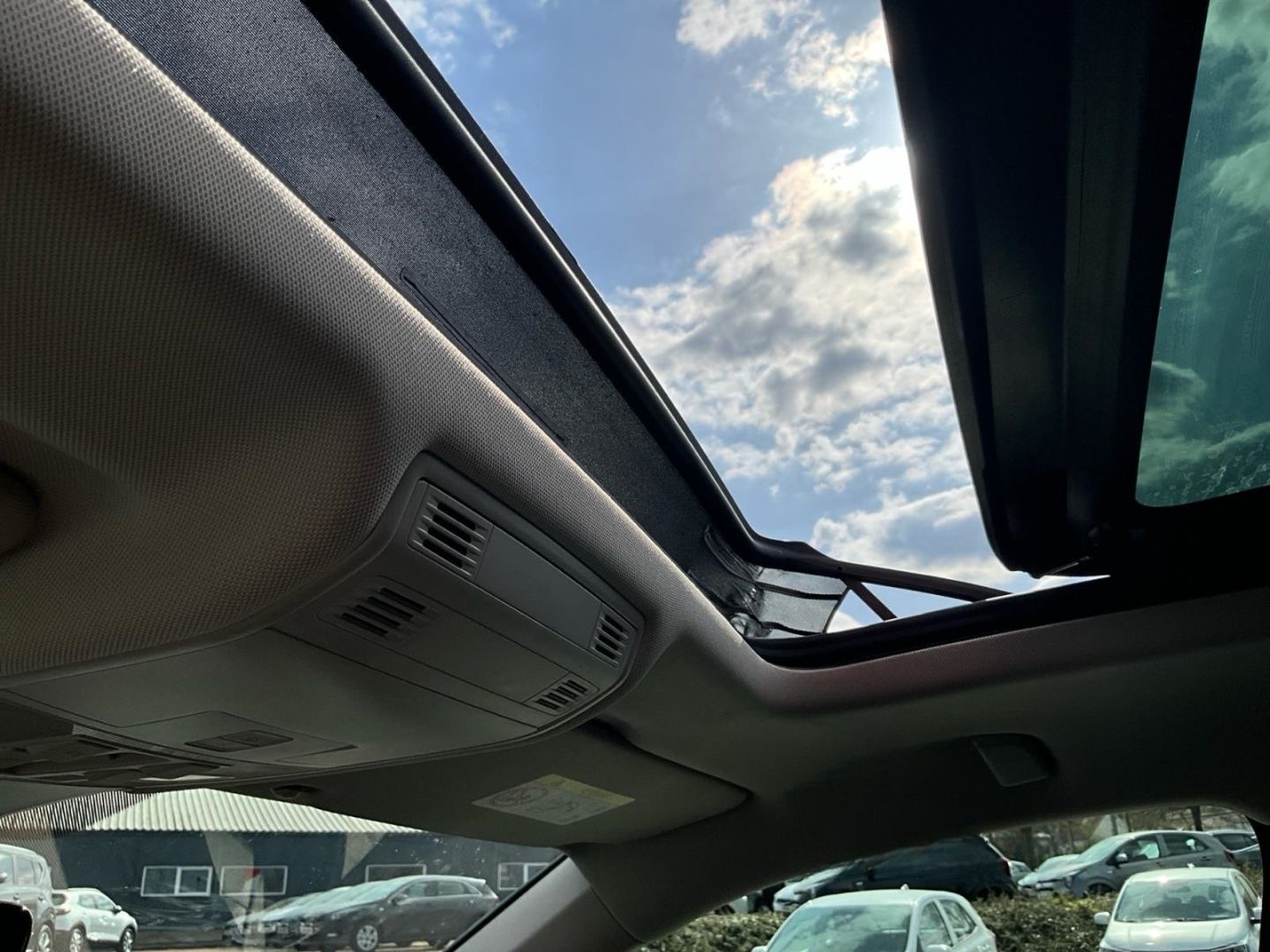 Volkswagen Tiguan Allspace Highline 4Motion Glasdach 360° H foto 22