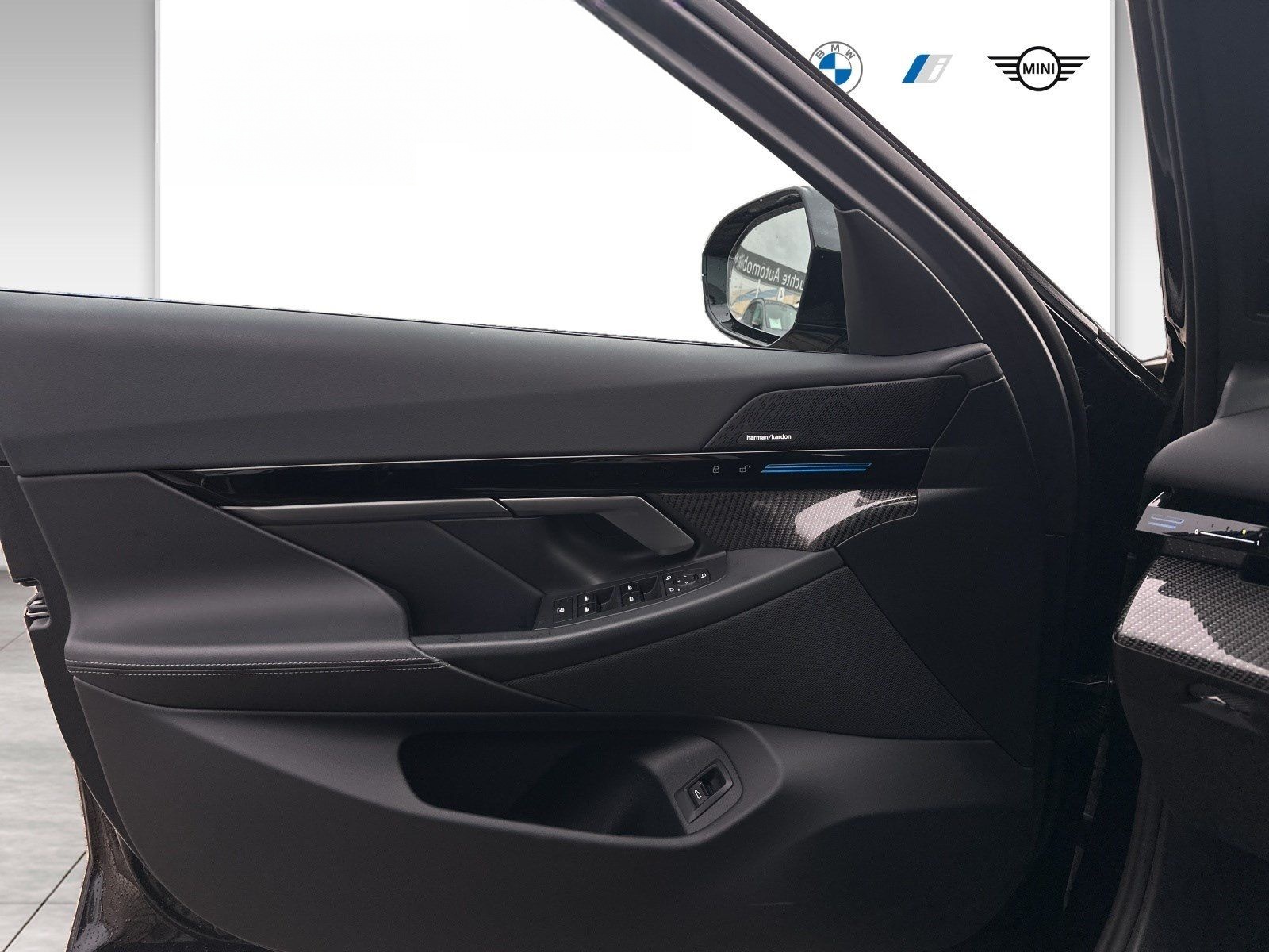 BMW 520d Touring M Sportpaket Head-Up HK HiFi DAB foto 20