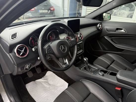 Mercedes-Benz GLA 200 1.6 Night-Paket LED Navi 360°Kamera foto 17