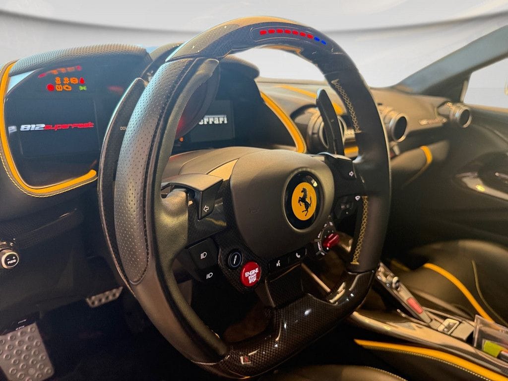 Ferrari 812 Superfast Painted Shields*Racing Seats foto 9