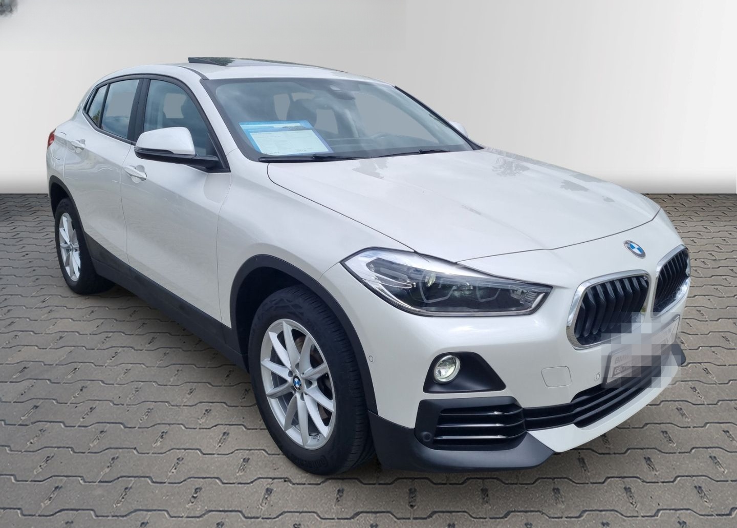 BMW X2 sDrive 18i+ACC+HUD+EL. PANODACH+Navi+PARKASSI foto 9