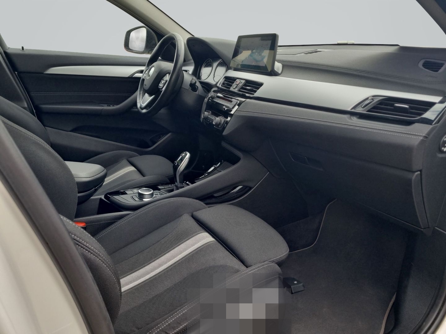 BMW X2 sDrive 18i+ACC+HUD+EL. PANODACH+Navi+PARKASSI foto 10