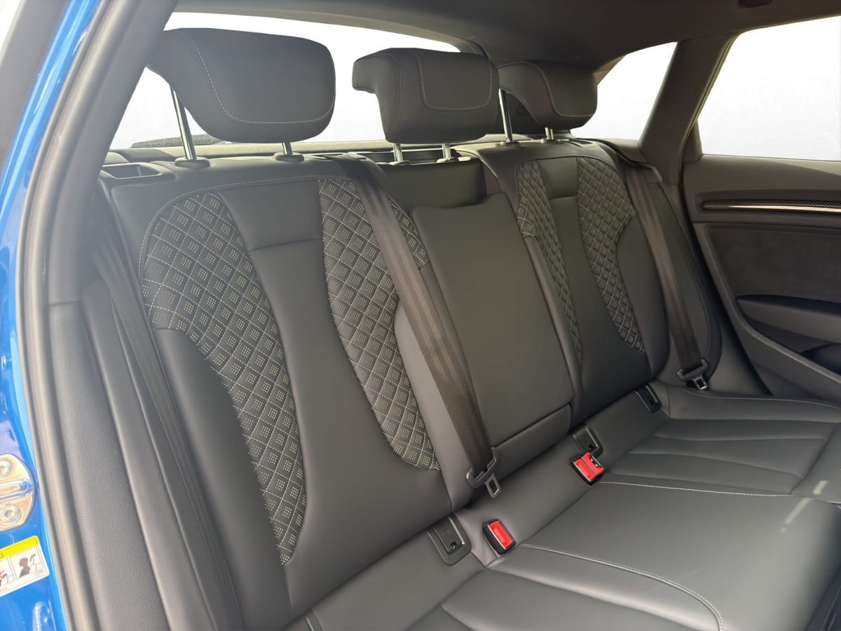 Audi RS 3 Sportback PANO B&O MATRIX RAUTENSTEP BLACK foto 15