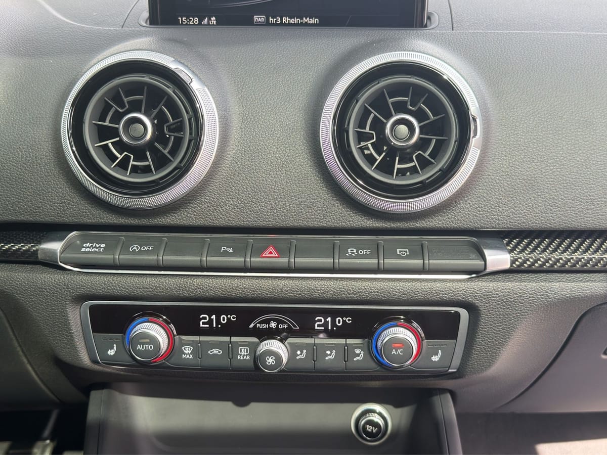 Audi RS 3 Sportback PANO B&O MATRIX RAUTENSTEP BLACK foto 7