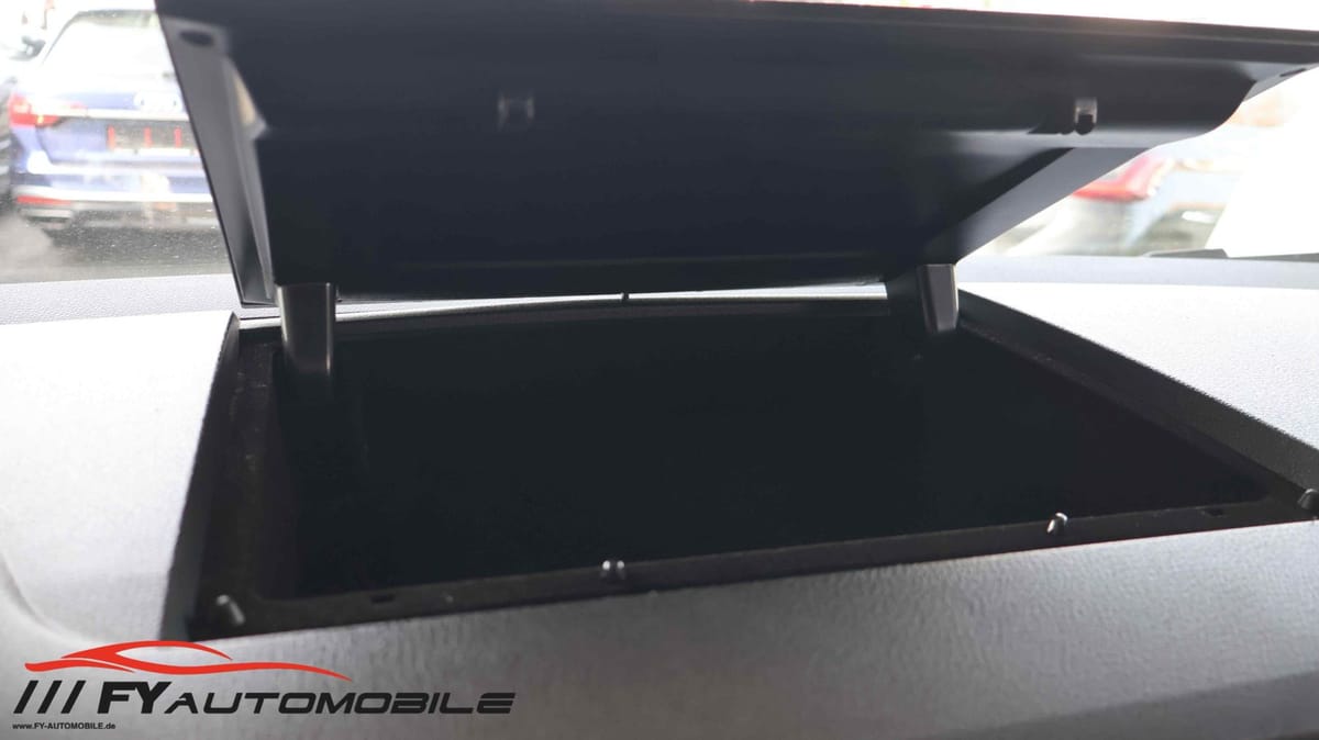 Volkswagen Caddy Trendline BMT 5 Sitzer Stand Heizung  foto 24