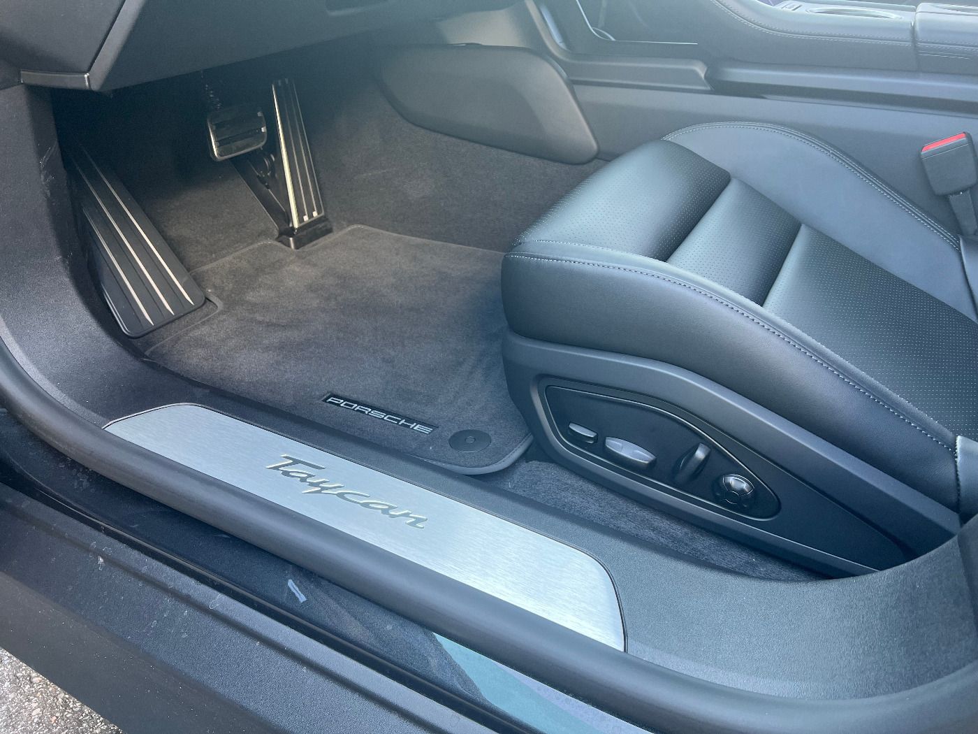 Porsche Taycan Sport Turismo | Performancebatterie Plus foto 24