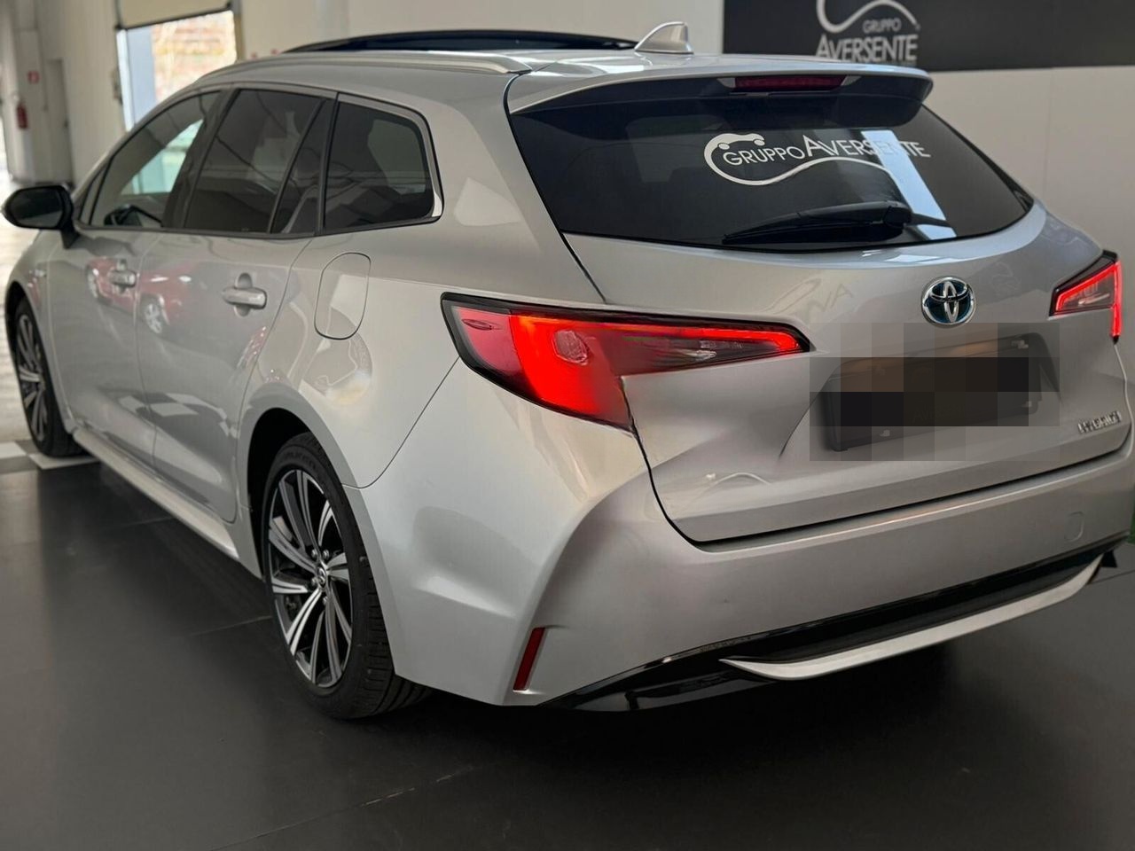 Toyota Corolla Touring Sports 2.0 Hybrid Style foto 5