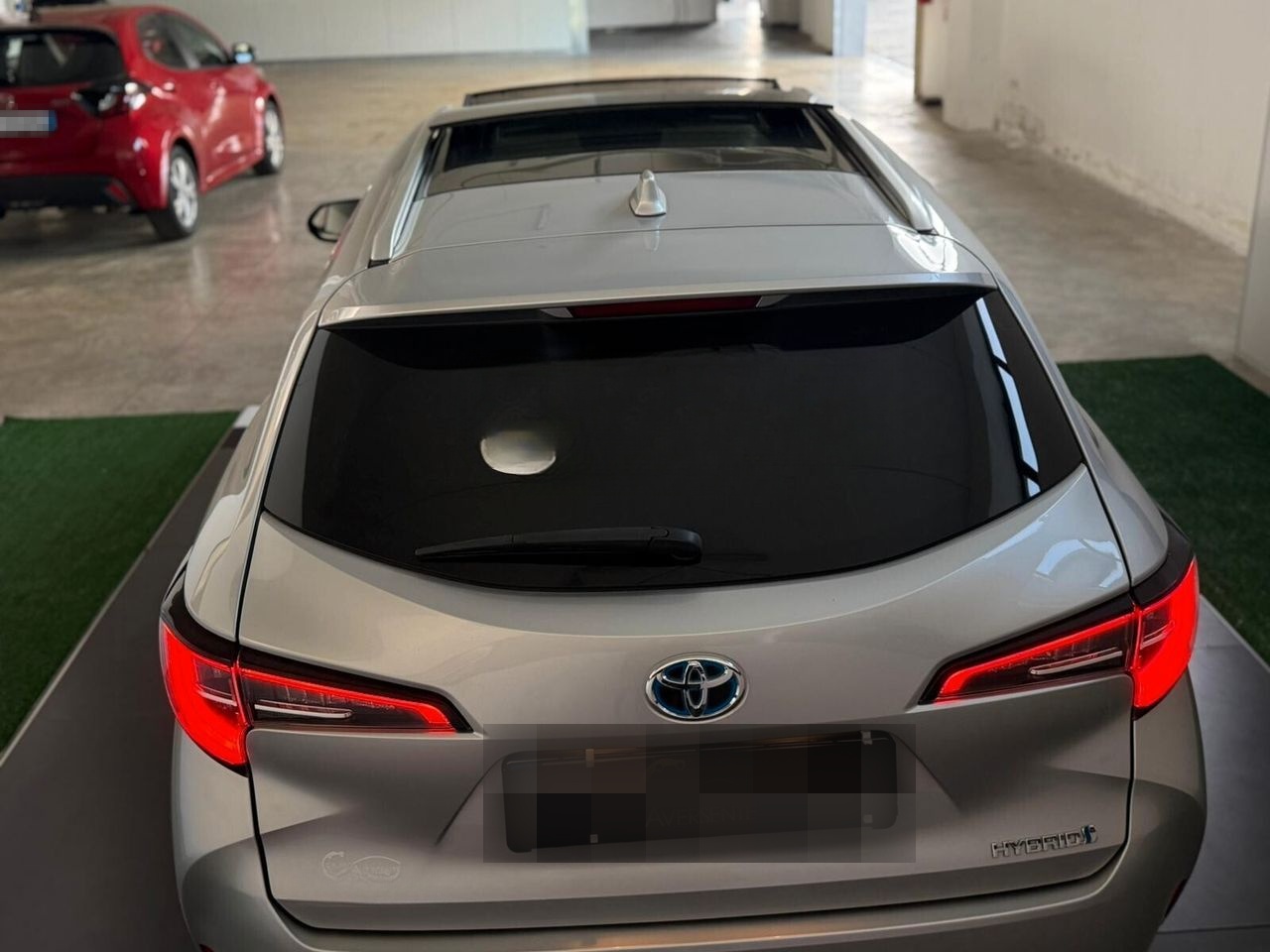 Toyota Corolla Touring Sports 2.0 Hybrid Style foto 8