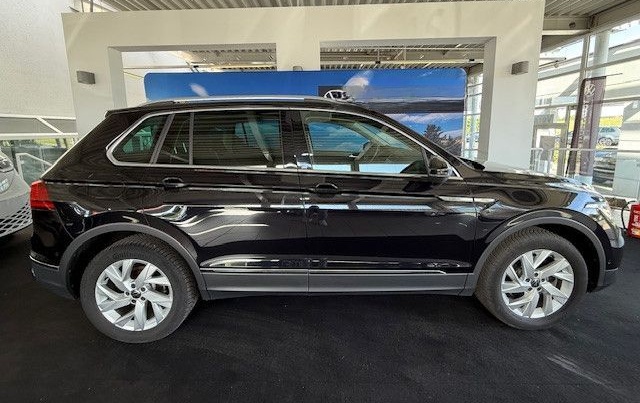 Volkswagen Tiguan Elegance DSG 4M LED Matrix Kamera ACC App foto 4