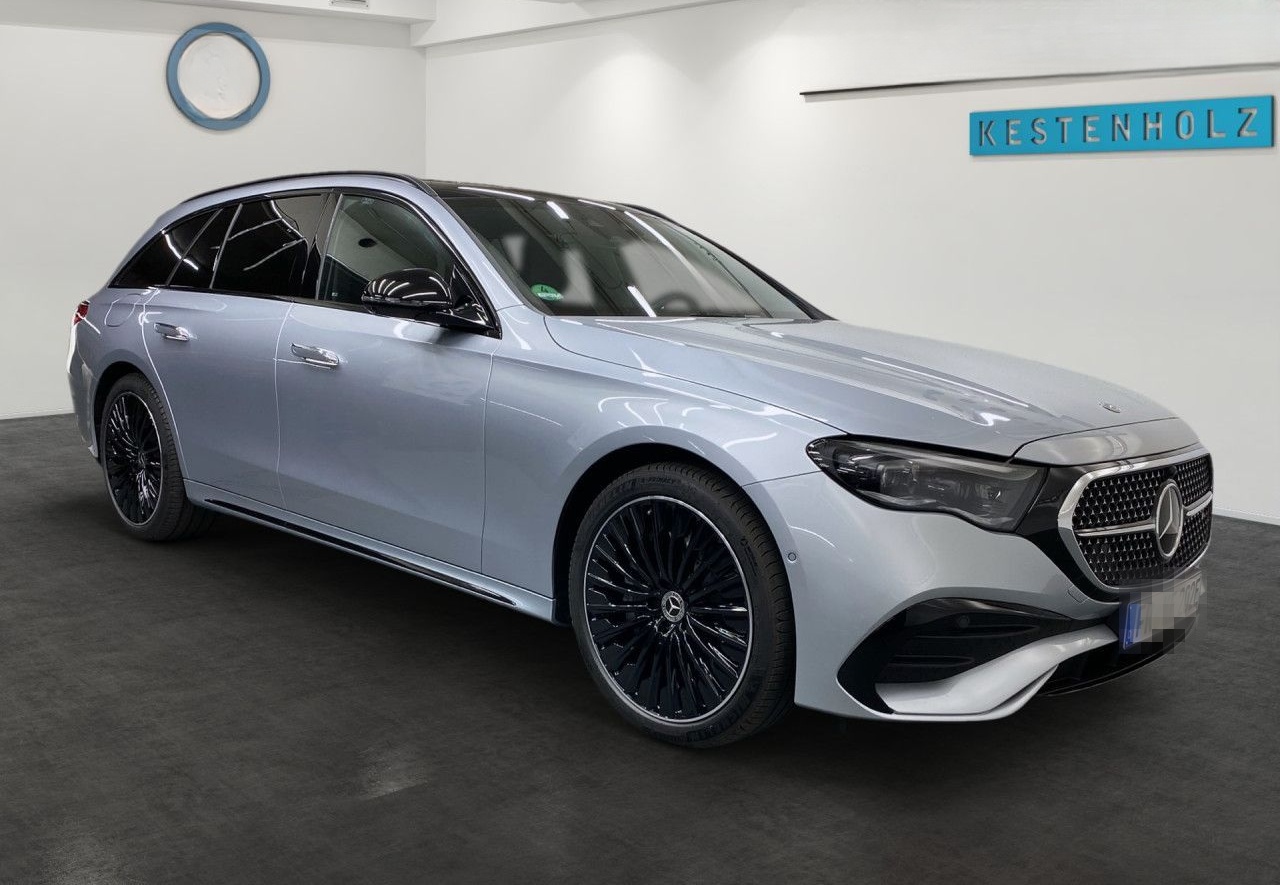 Mercedes-Benz E 300 de T-Modell 4Matic AMG+PANO+AHK+PARK+DISTR foto 3