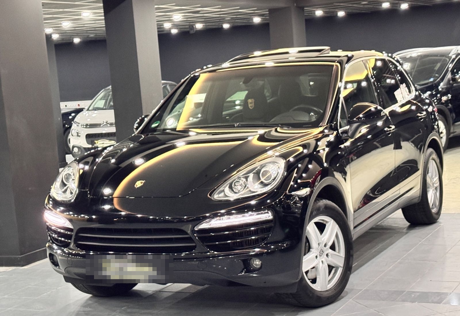 Porsche Cayenne D 3.0*XENON*PCM*S.DACH*SHZ*LEDER*PDC*AHK foto 2