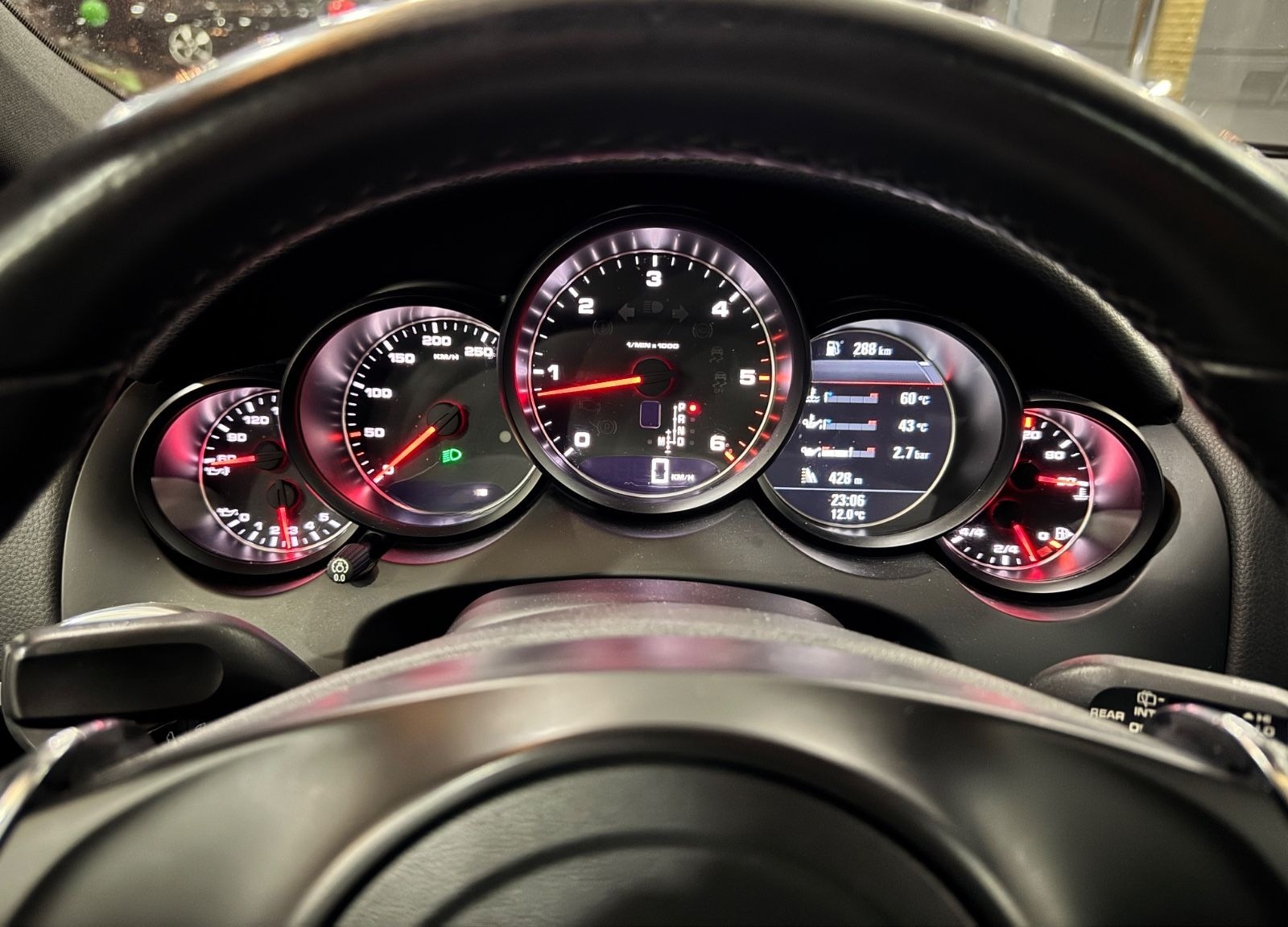 Porsche Cayenne D 3.0*XENON*PCM*S.DACH*SHZ*LEDER*PDC*AHK foto 13