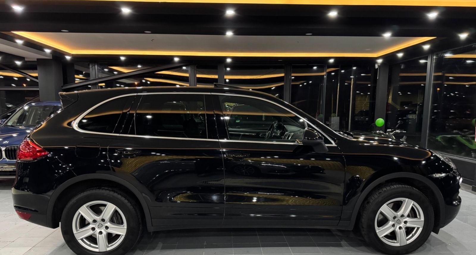 Porsche Cayenne D 3.0*XENON*PCM*S.DACH*SHZ*LEDER*PDC*AHK foto 17