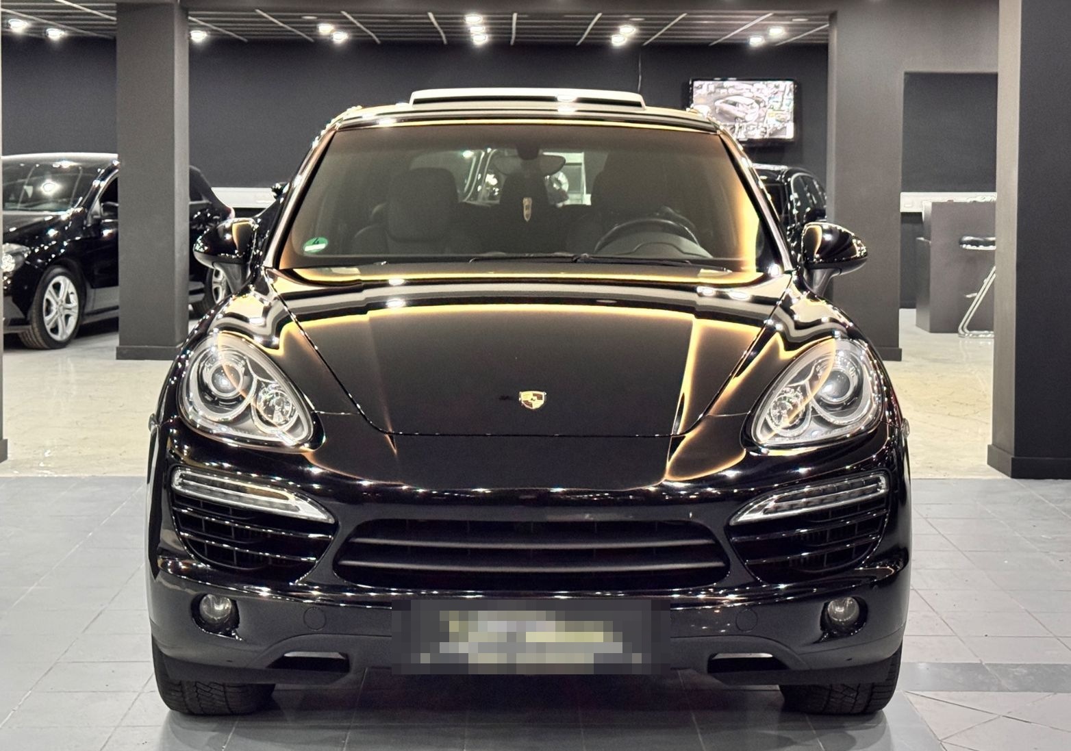 Porsche Cayenne D 3.0*XENON*PCM*S.DACH*SHZ*LEDER*PDC*AHK foto 3