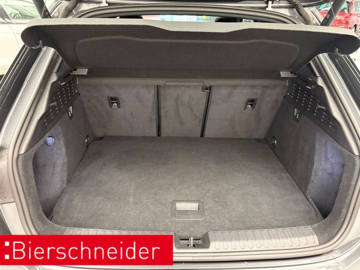 Audi RS3 Sportback 280KM H MATRIX 19 PANO KAMERA B&O foto 15