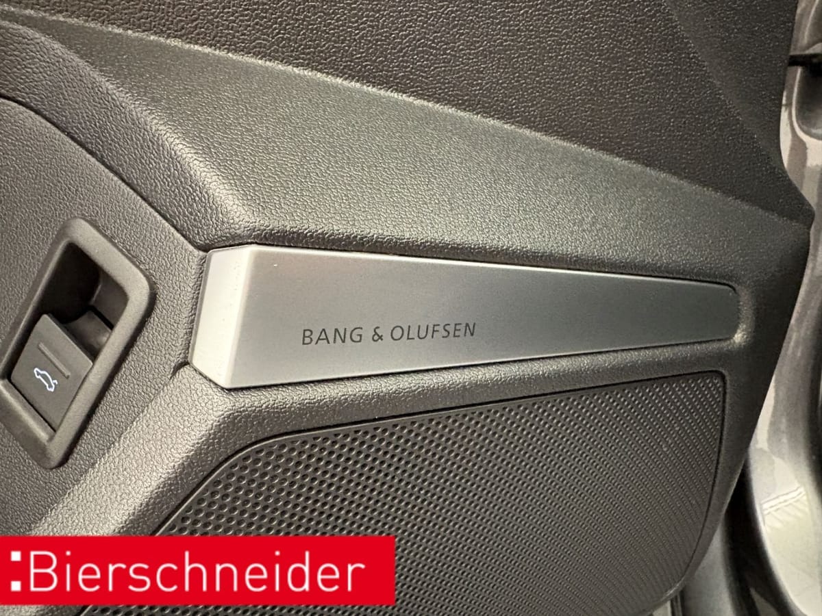 Audi RS3 Sportback 280KM H MATRIX 19 PANO KAMERA B&O foto 17