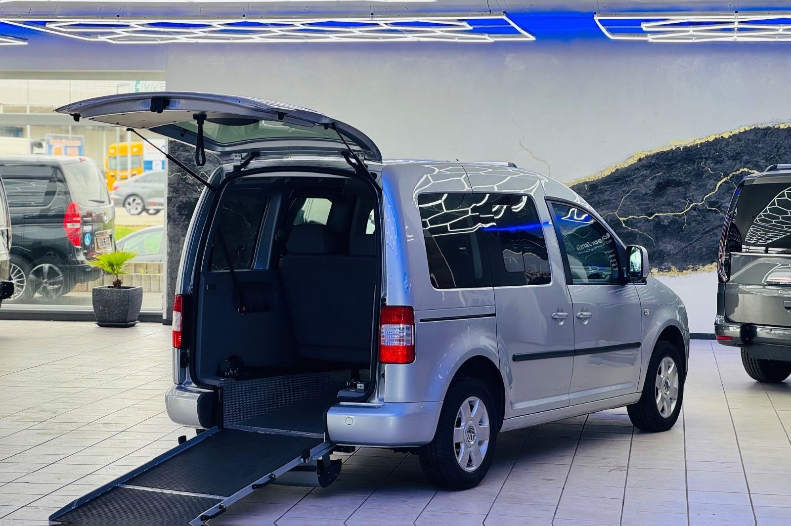 Volkswagen Caddy Life Behindertengerecht-Rampe-Winde foto 12