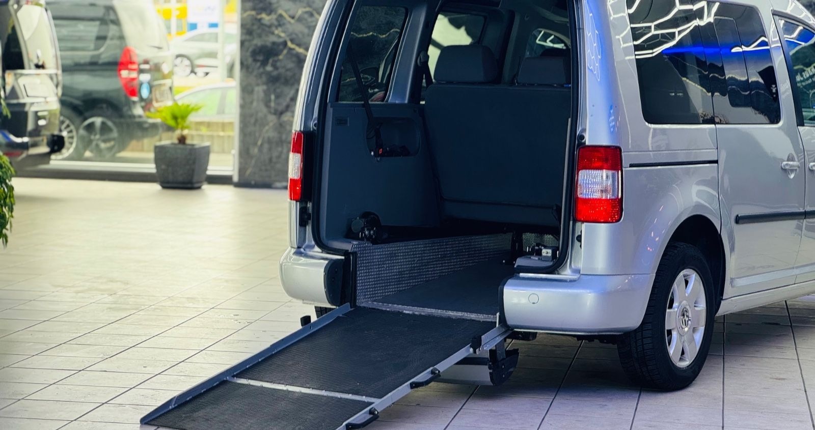 Volkswagen Caddy Life Behindertengerecht-Rampe-Winde foto 14