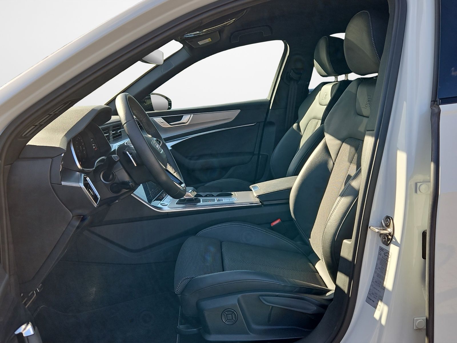 Audi A6 Avant 40 TDI S tronic S line AHK MMI Navigati foto 8