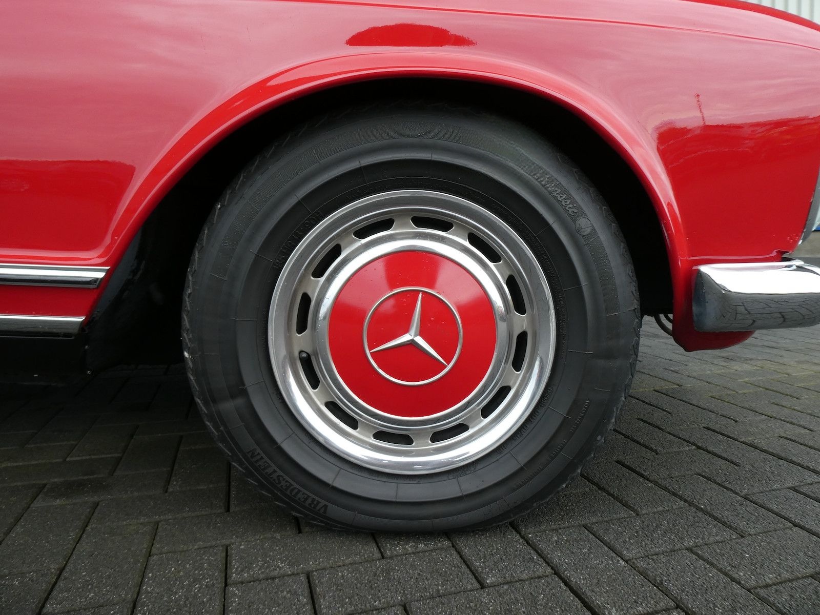 Mercedes-Benz 280 SL Pagode, originale Karosserie foto 24
