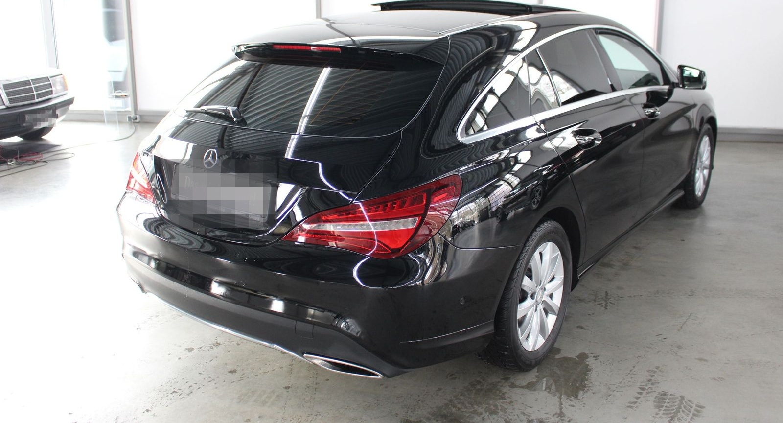 Mercedes-Benz CLA 200 SB Urban LED Panorama Navi Kamera SHZ foto 3