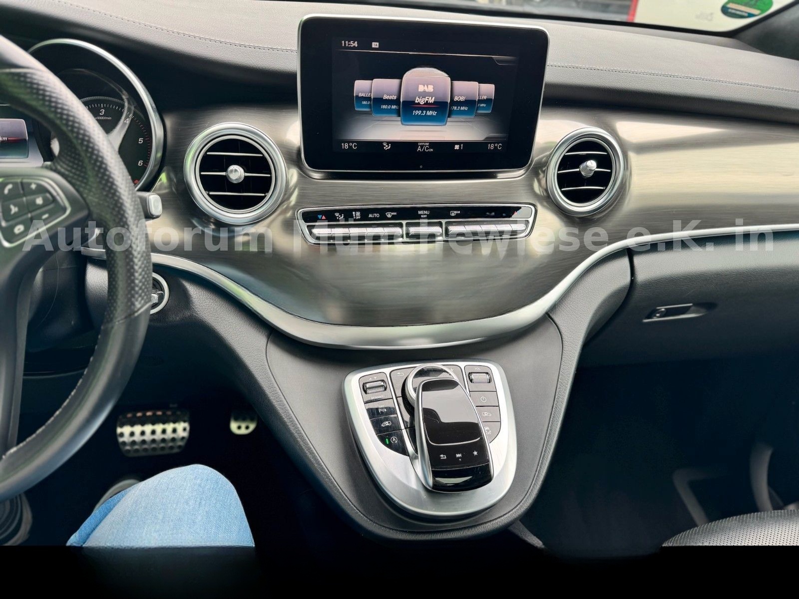 Mercedes-Benz V 250 d EXCLUSIVE *4M*PANO*KÜHLSCHRANK*ALCANTARA foto 14