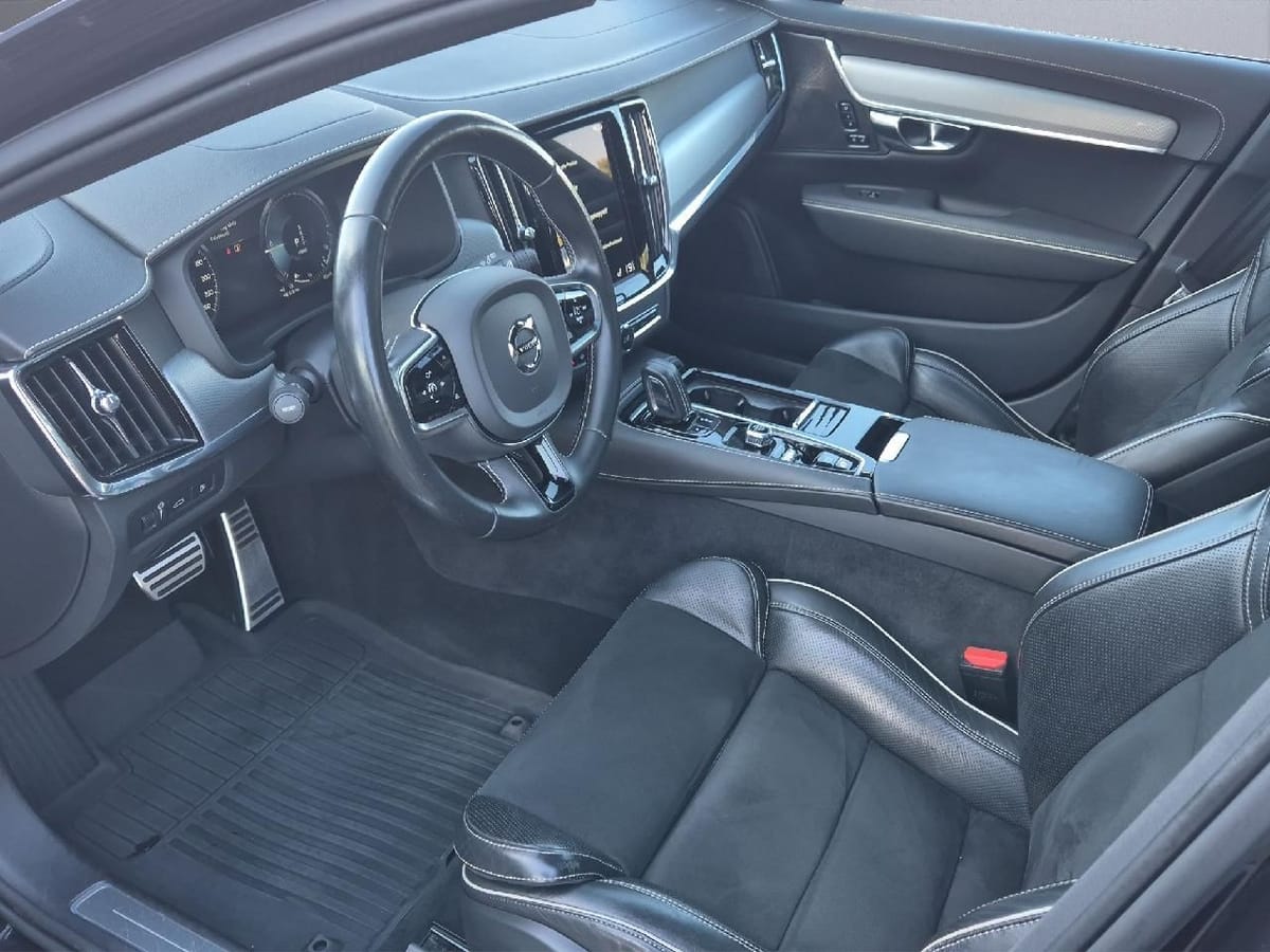Volvo V90 Kombi R Design PHEV AWD *Pano*AHK*Elek foto 16