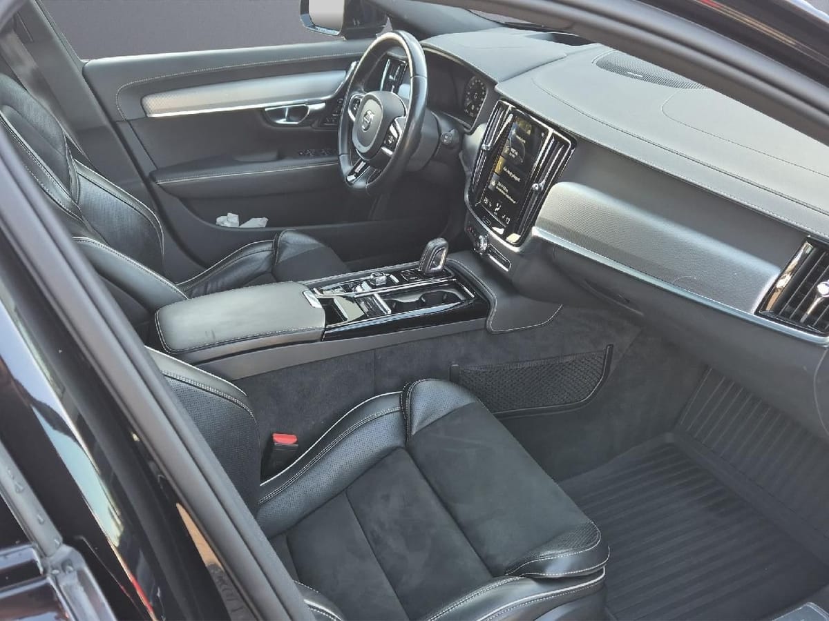 Volvo V90 Kombi R Design PHEV AWD *Pano*AHK*Elek foto 17