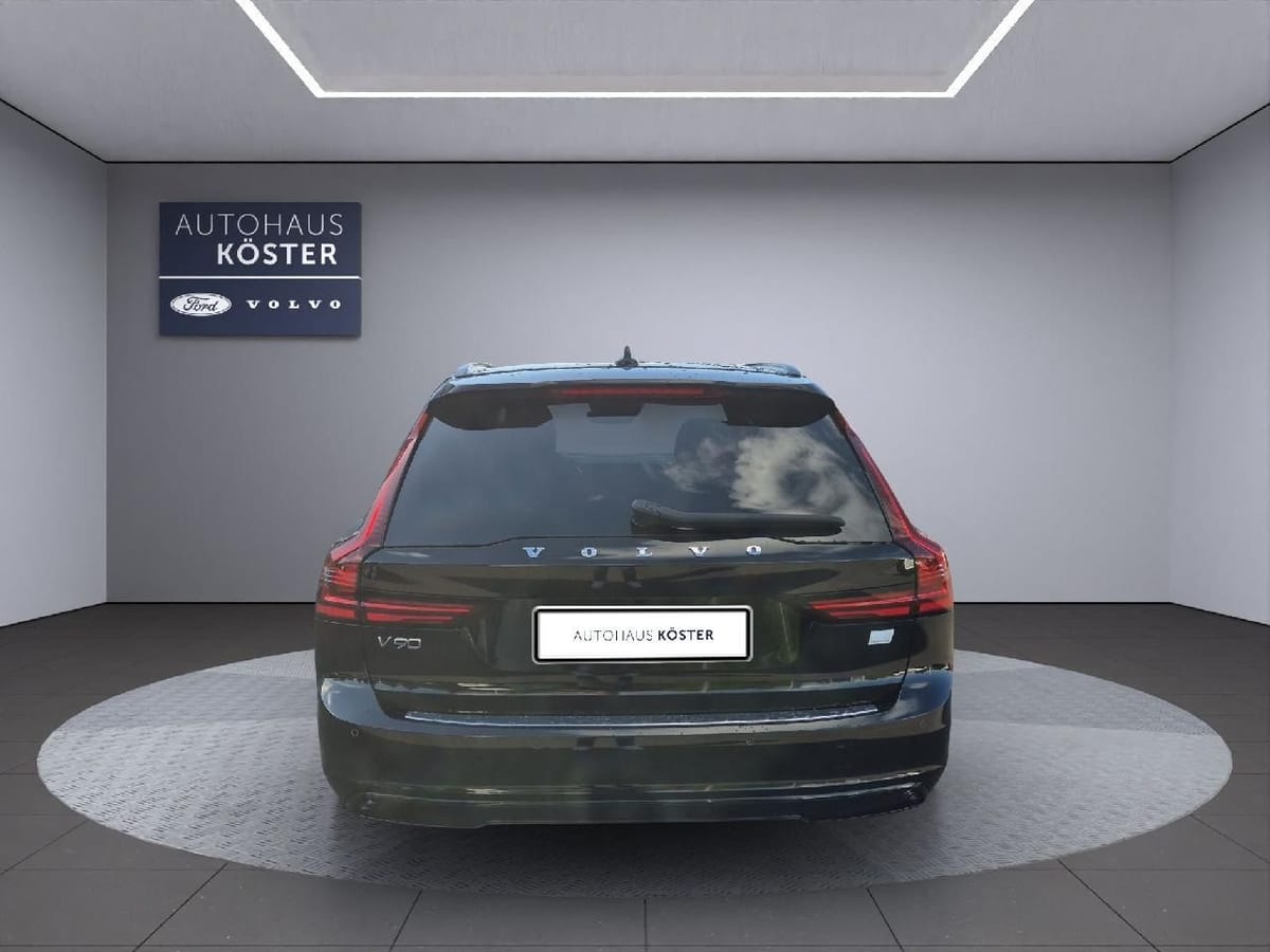 Volvo V90 Kombi R Design PHEV AWD *Pano*AHK*Elek foto 4